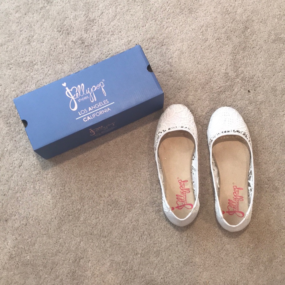 JellyPop White Lace Flats with Memory Foam